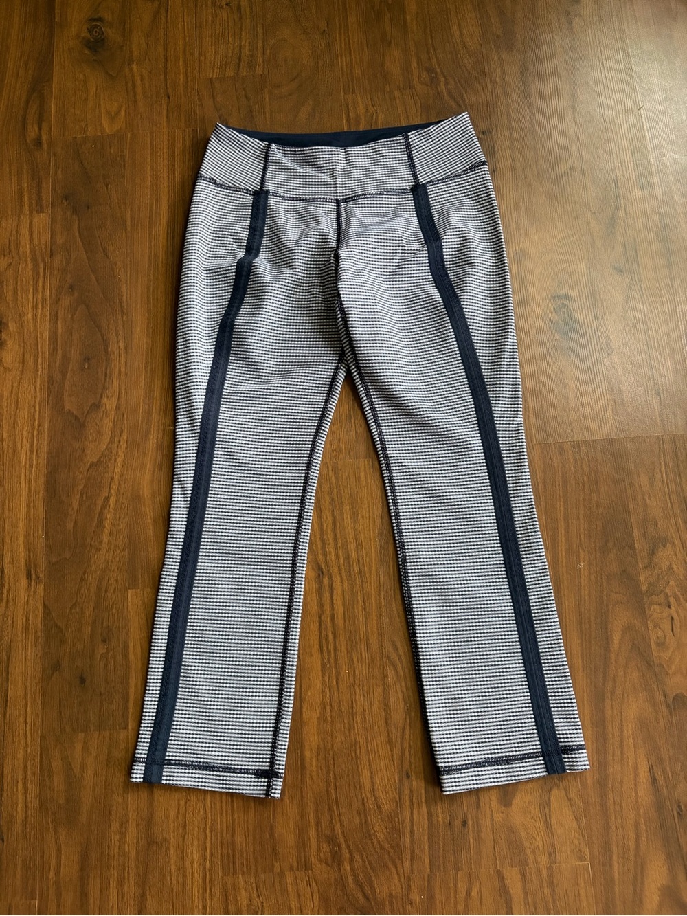 lululemon athletica navy Patterned Cropped Leggings